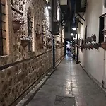 Kaleici Muhtesem Konum Deniz Yakini 1+0 Oezel Ev Rum i privatbostad *