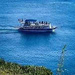 Kaleici Muhtesem Konum Deniz Yakini 1+0 Oezel Ev Rum i privatbostad