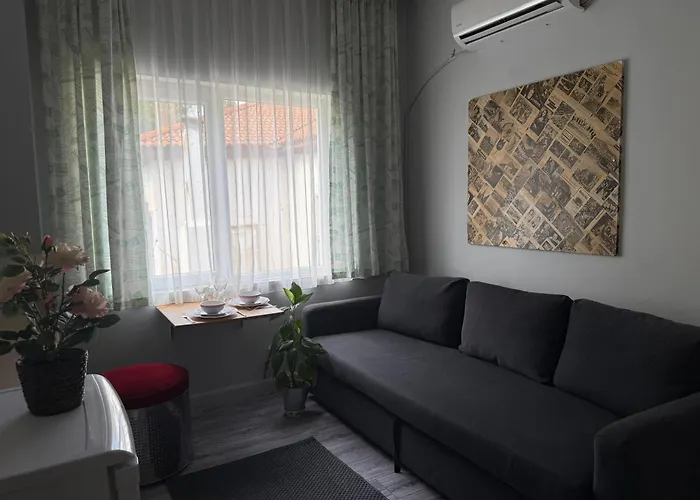 Kaleici Muhtesem Konum Deniz Yakini 1+0 Oezel Ev Privat bolig
