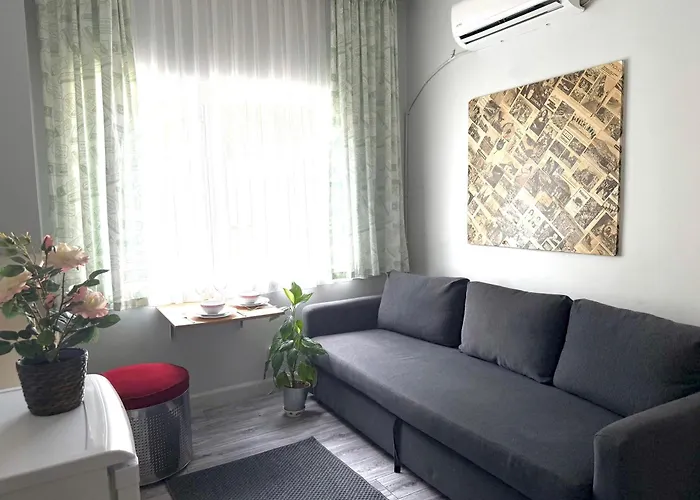 Kaleici Muhtesem Konum Deniz Yakini 1+0 Oezel Ev Privat bolig Antalya