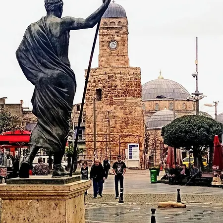 Kaleici Muhtesem Konum Deniz Yakini 1+0 Oezel Ev Privat bolig