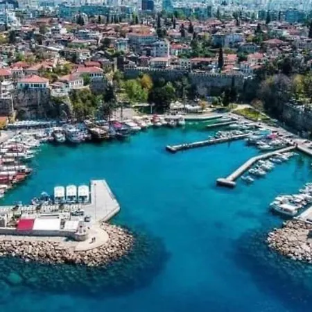 Kaleici Muhtesem Konum Deniz Yakini 1+0 Oezel Ev Antalya