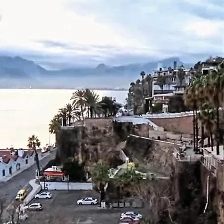 Alloggio in famiglia Kaleici Muhtesem Konum Deniz Yakini 1+0 Oezel Ev *