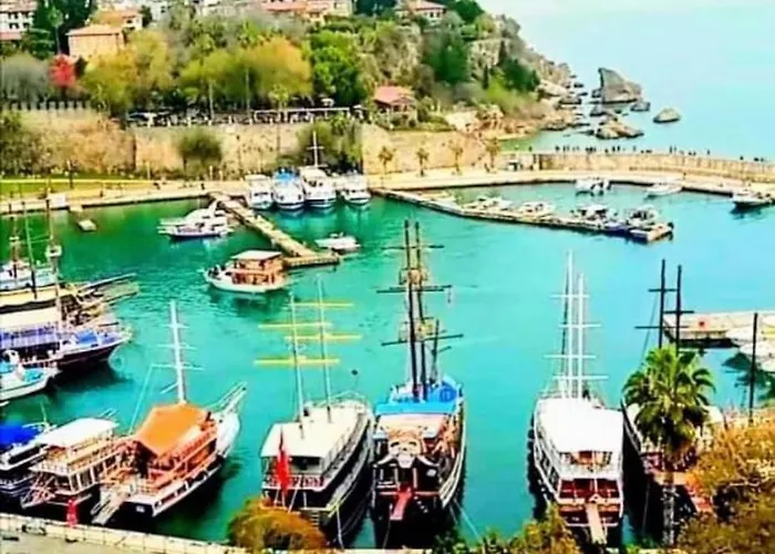 Kaleici Muhtesem Konum Deniz Yakini 1+0 Oezel Ev * Antalya