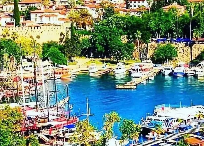 Kaleici Muhtesem Konum Deniz Yakini 1+0 Oezel Ev Homestay