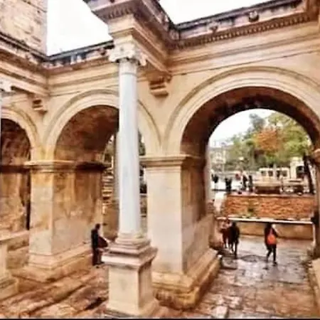 Kaleici Muhtesem Konum Deniz Yakini 1+0 Oezel Ev בית אירוח